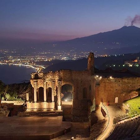 Casa Capri Appartement Giardini-Naxos Buitenkant foto