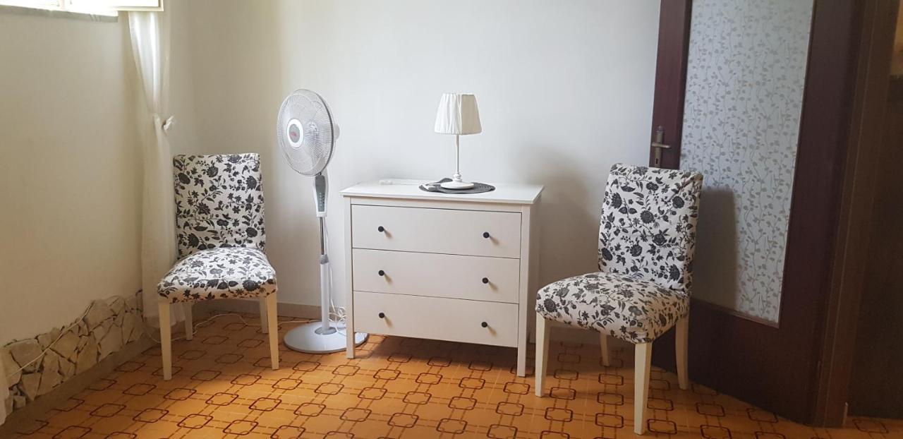 Casa Capri Appartement Giardini-Naxos Buitenkant foto