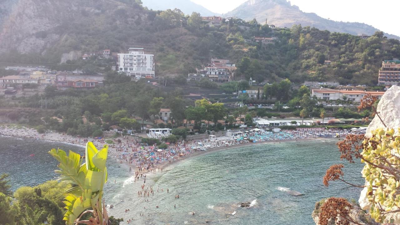 Casa Capri Appartement Giardini-Naxos Buitenkant foto
