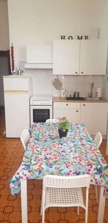 Casa Capri Appartement Giardini-Naxos Buitenkant foto