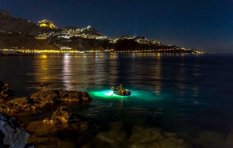 Casa Capri Appartement Giardini-Naxos Buitenkant foto